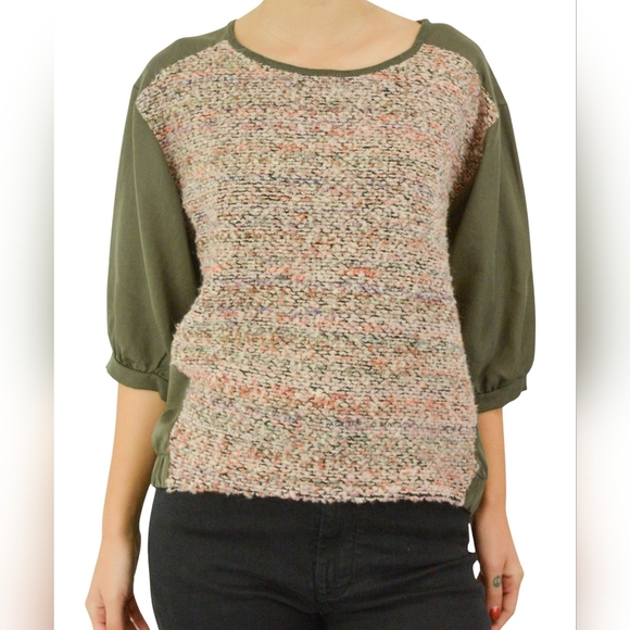 NWT top - Picture 3 of 4